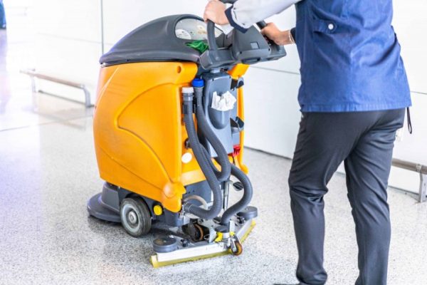 autolaveuse autotractee sol